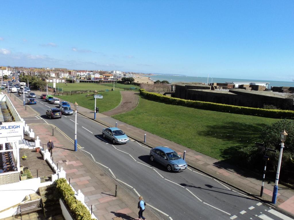 Bay Lodge Guest House Eastbourne Luaran gambar